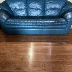 Free Sofa