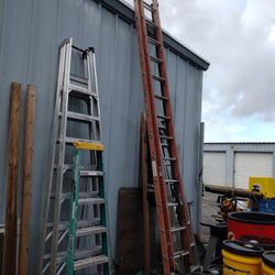 24-28ft Ext Ladder 125$ As Is