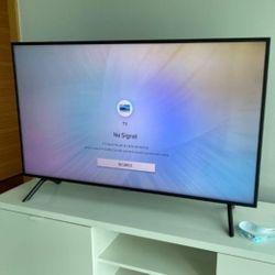 43" SAMSUNG LED SMART 4K ULTRA HDTV,     FREE DELIVERY 