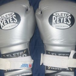 Cleto Reyes Gloves