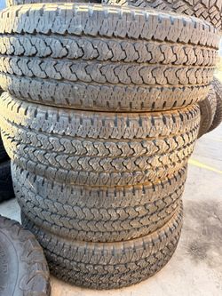 275/70r18 Firestone tires en Excelentes Conditiones de visa las 4