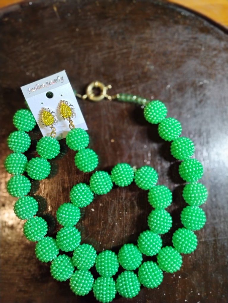 African Beaded Wedding Set (Green)