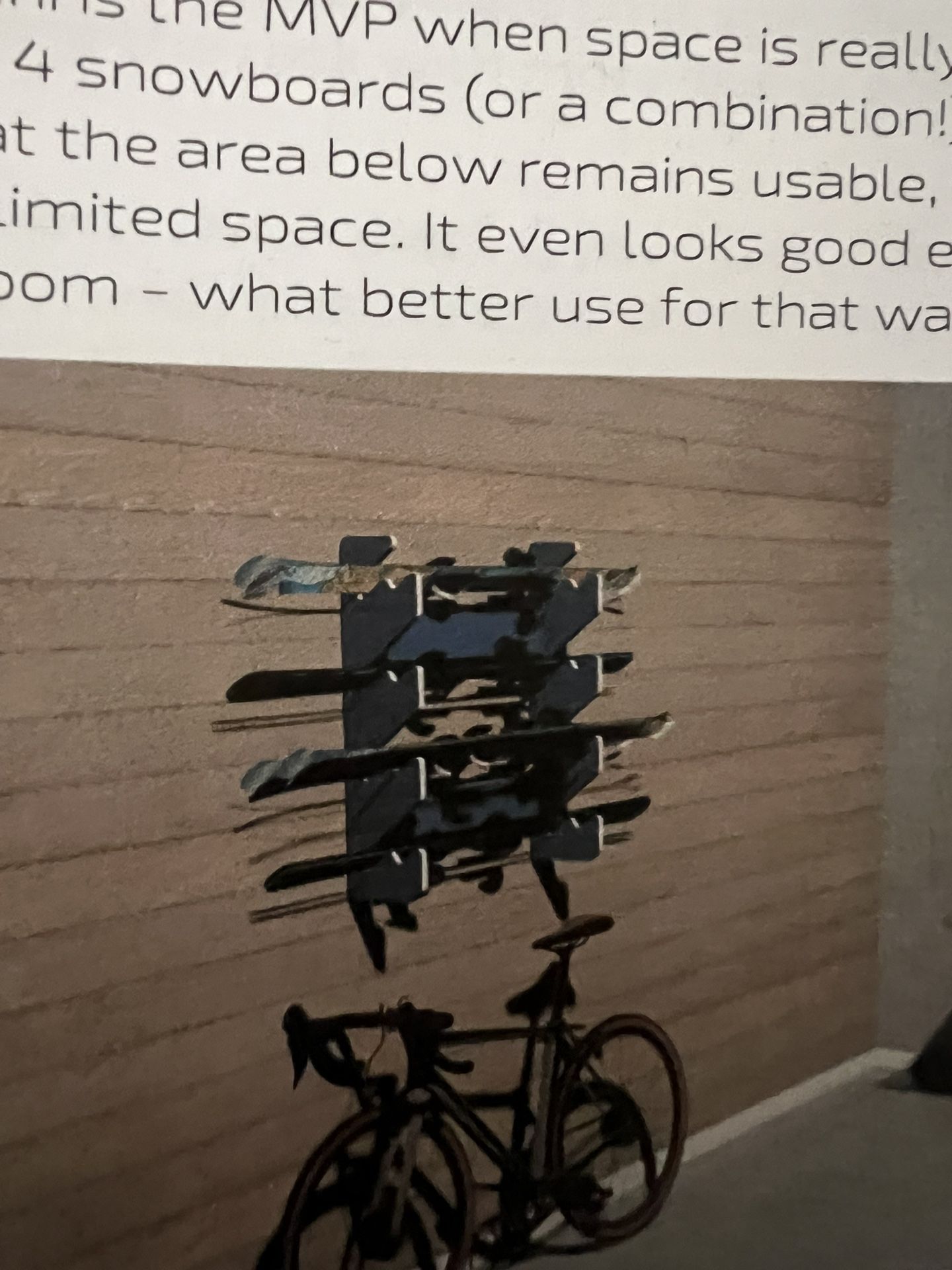 Stor Ski/ Snowboard Rack - Brand New