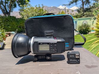 Flashpoint XPLOR 600 HSS TTL Strobe Kit with R2 Transmitter & Case