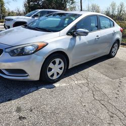 2016 Kia Forte 4DR Gas Saver Sedan Very Reliable
