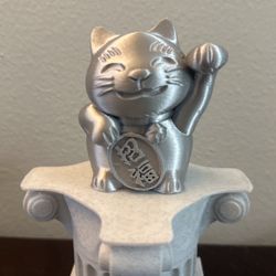 Lucky Neiko Cat Statue