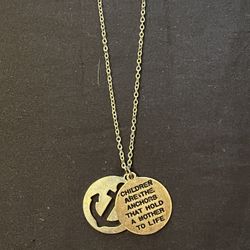 Mother’s Necklace With 2 Circular Pendants And A Secret Message