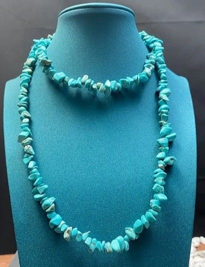 TURQUOISE NECKLACE