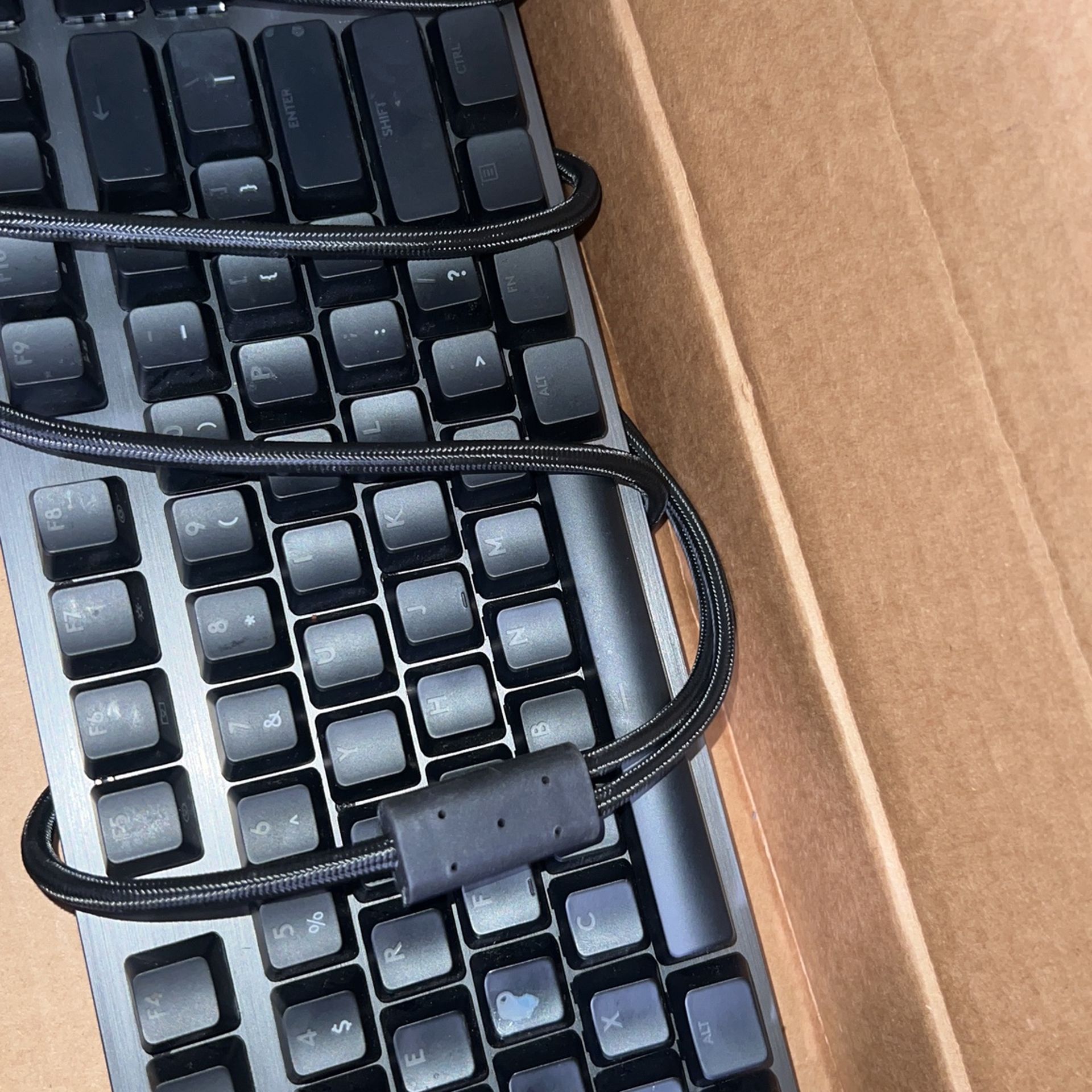 Pls Repair G513 Logitech Keyboard