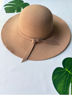 Summer Woman Tan Wool Felt Hat