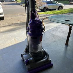 Dyson Vacuum 