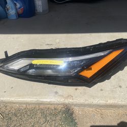 2023 Nissan Rogue (Driver Side)  Headlight