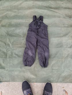 Snow Pants. Kids Size Md