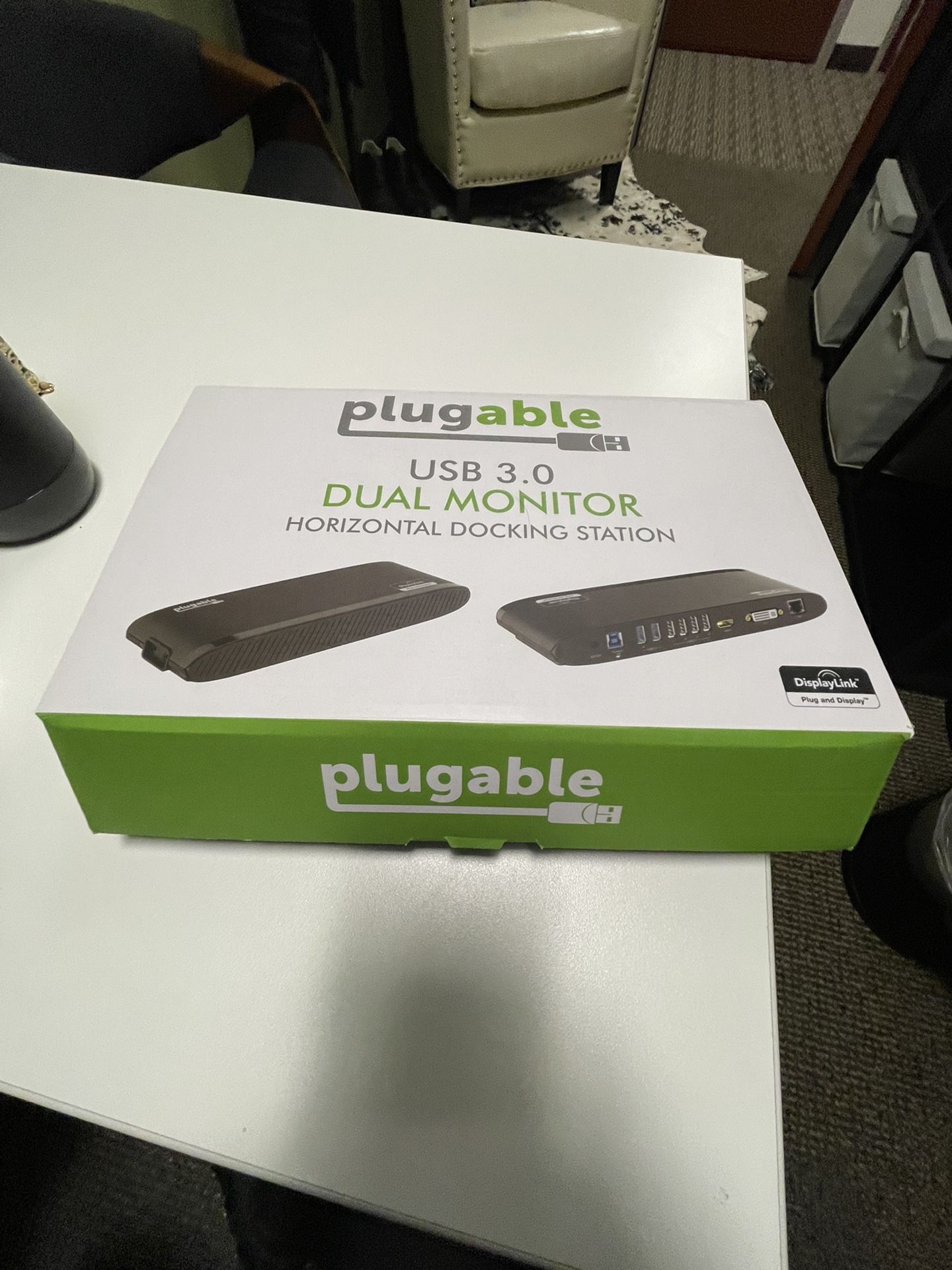 Plugable USB 3.0 Dual Monitor Horizontal Docking Station