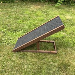 Adjustable Height Pet Ramp
