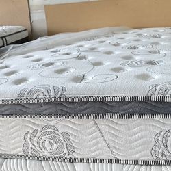Queen Size Mattress (Colchon Queen Size)