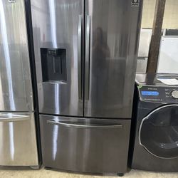 Samsung Refrigerator $899 