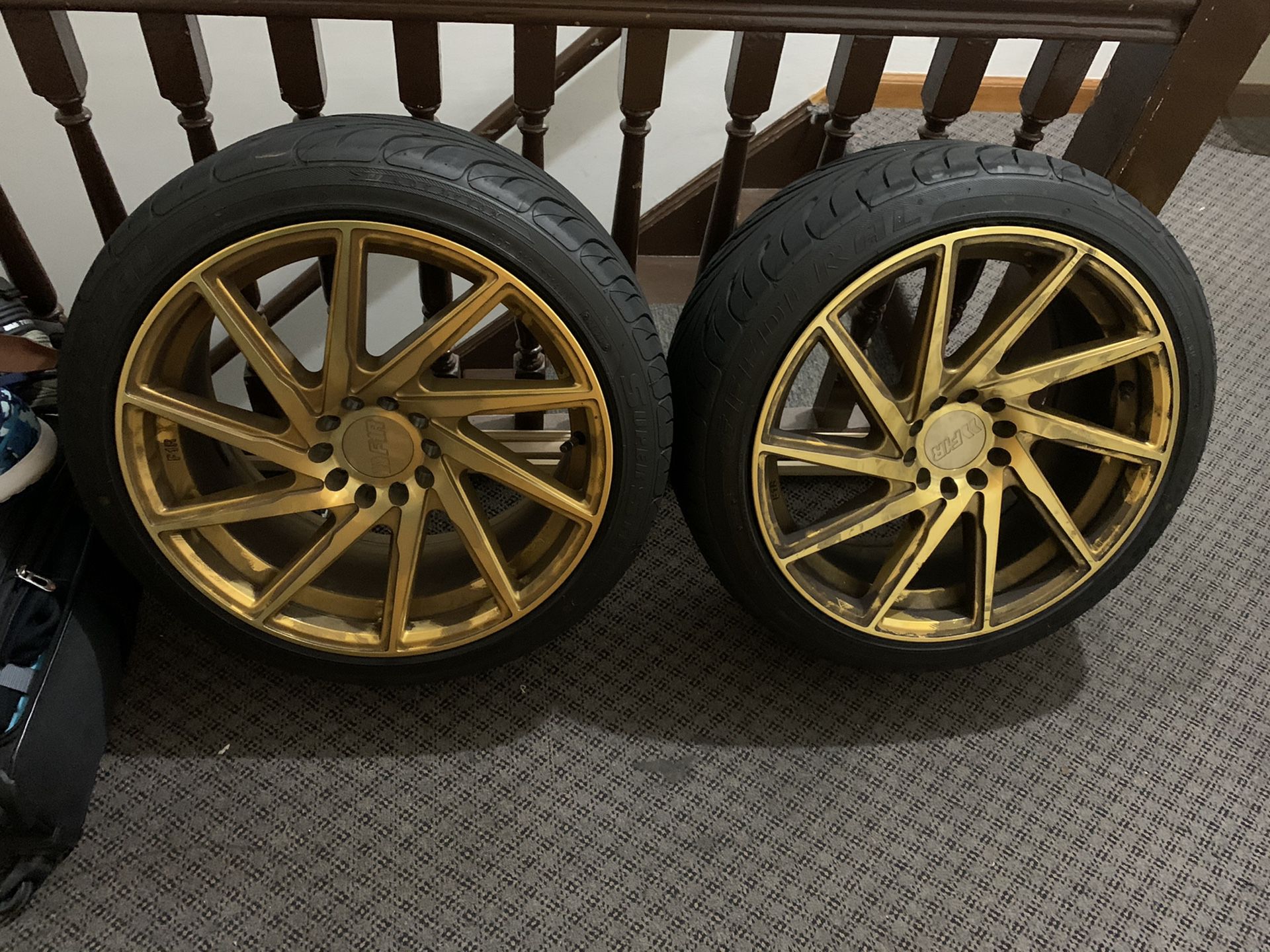 Selling 5x112 18x8.5 F1R F29s with basically brand new summer tyre’s super steel 595 225/40zr18
