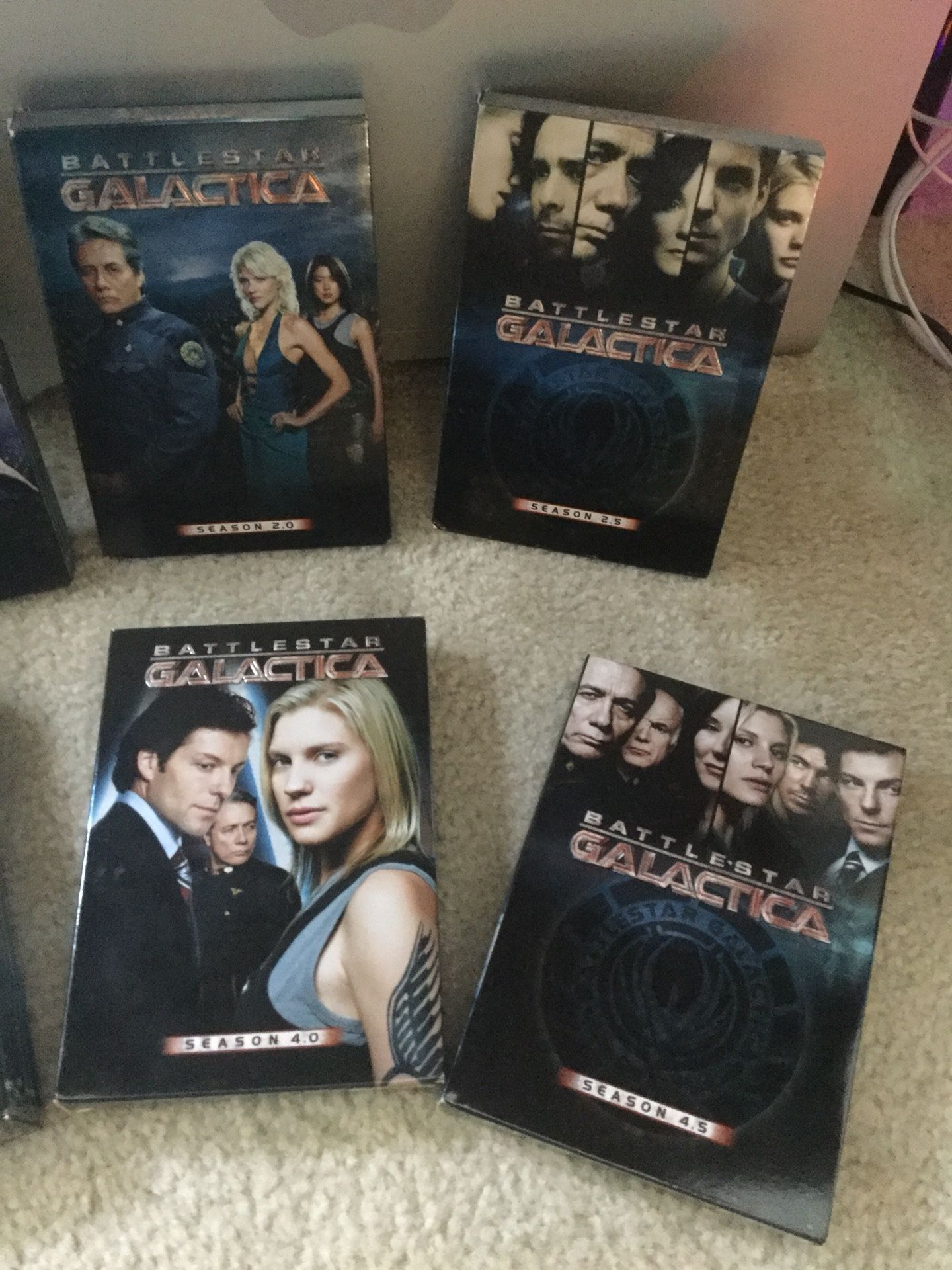 I have the complete Seasons for Battlestar Galactica from Season 1 -Season 4.5 😎👍🍿. 📀📀📀📀📀 🎥