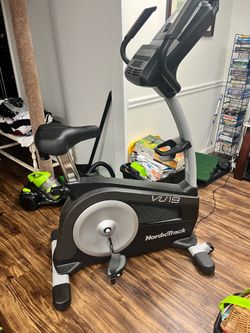 NordicTrack VU 19 Upright Bike