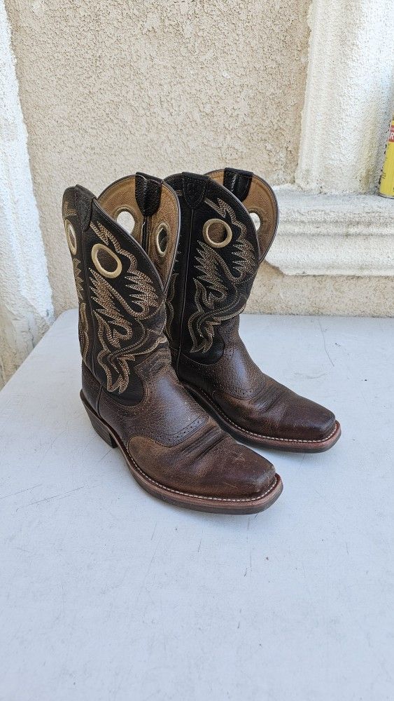 Size 8.5 Ariat Work Boots Soft Toe