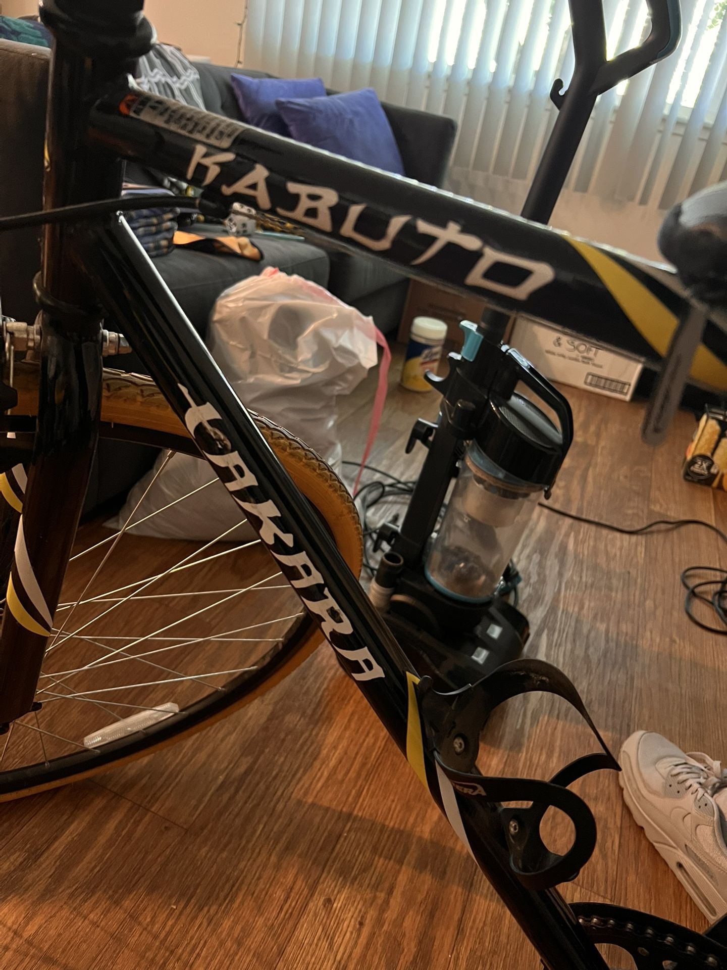 Kabuto Tamara 700 C single Gear Bike
