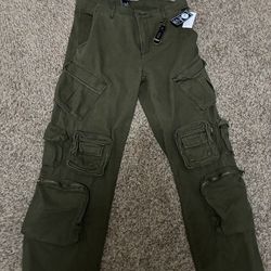 Toshomingo cargo Army green pants