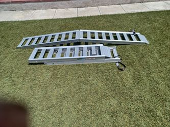 TRUCK RAMP ALUMINUM ARCH BI_FOLD REESE 12  IN