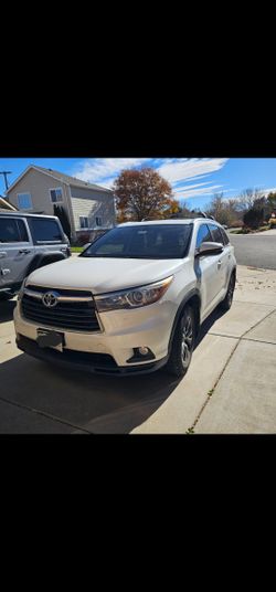 2016 Toyota Highlander