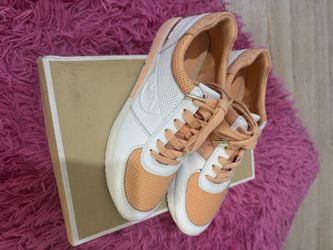Women Sneakers Size 9