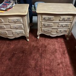 Bedroom Set Hendredon Brand 
