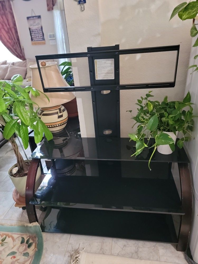 3 Tires Glass TV Table