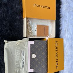 SUPER CUTE PURSE