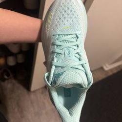 Size 7 Woman’s Hoka. 