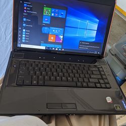 Lenovo laptop with win10 CD DVD RW Web camera WiFi and power charger good battery can test before buying