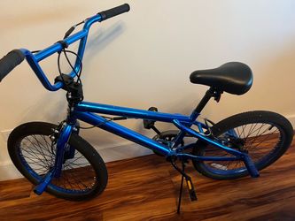 BMX Bike with pegs on both wheels!