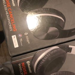 Lot Of 2 COBY Noise canceling Wireless Bluetooth headphones