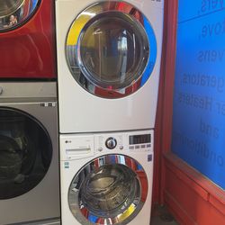 Set LG Washer and Dryer gas