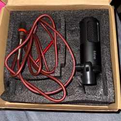 Brand New Fifine Xlr Microphone Comes With Chord 