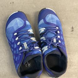 Woman shoes, size 8-9