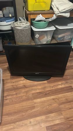 Sanyo Flat Screen TV with Stand