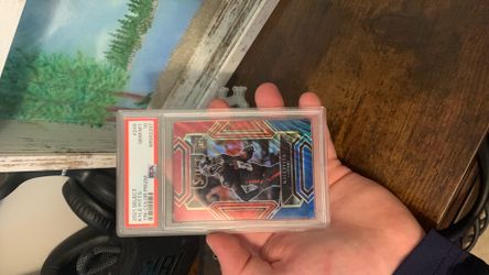 2021 select Kyle Pitt tricolor prism PSA 10 number to 084/149