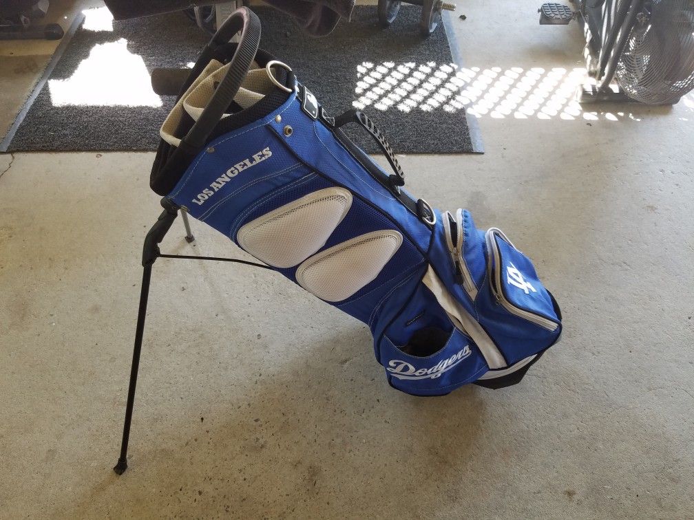 LOS ANGELES DODGERS GOLF CLUBS BAG for Sale in Sanger, CA - OfferUp