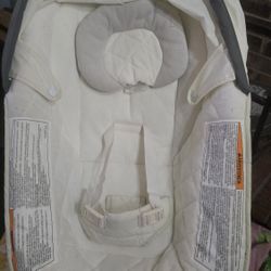 Nice Clean Bebé Bed ..only $5 