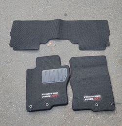 Nissan Frontier Pro 4X Mats