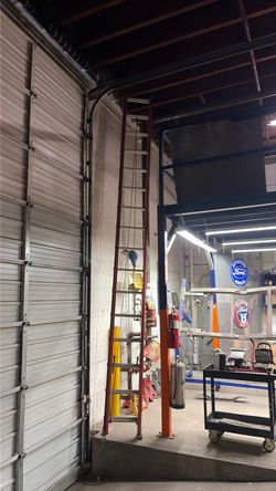 Werner  32' foot  extension ladder
