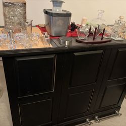 Party bar host setup
