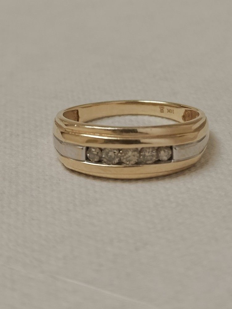 10k Diamond Men’s Ring