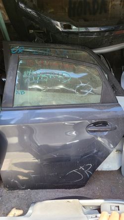 2010/2011/2012/2013/2014/2015 Toyota Prius Left Rear Door