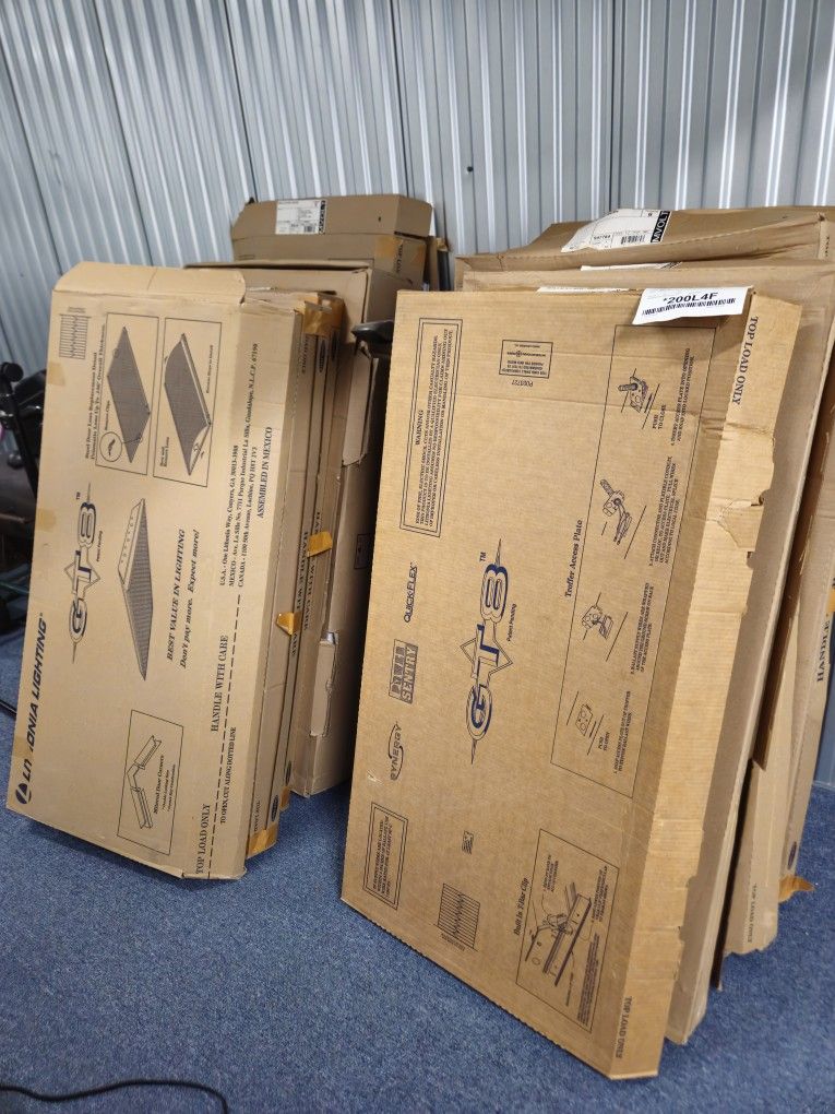 Recessed Troffer 2 ft W x 4 ft L 64W